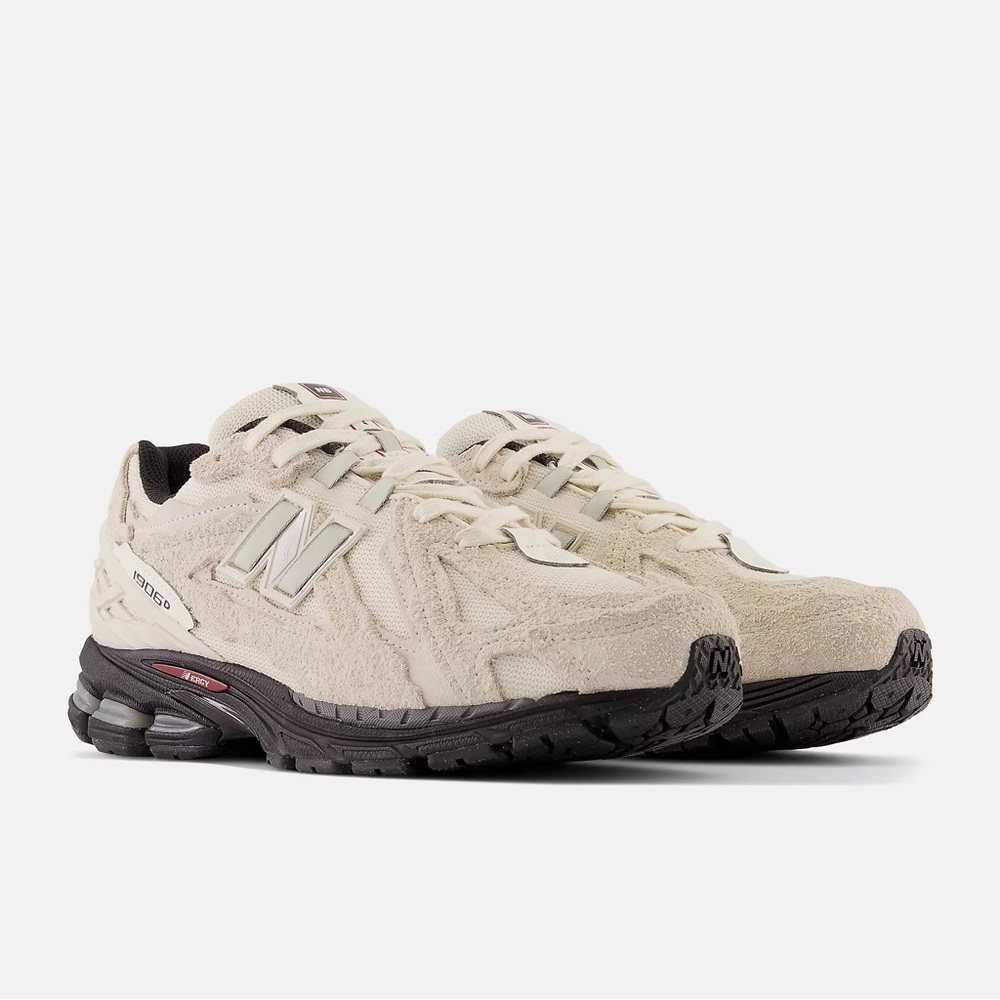 COPY - New Balance 1906R Unisex Shoe (Turtledove with Black and Bone)